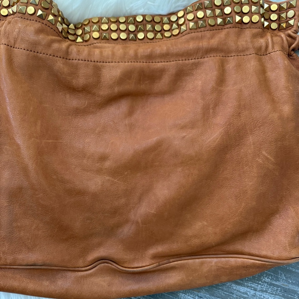 TORY BURCH Tan Studded Linden Leather Tote Bag - Picture 3 of 8
